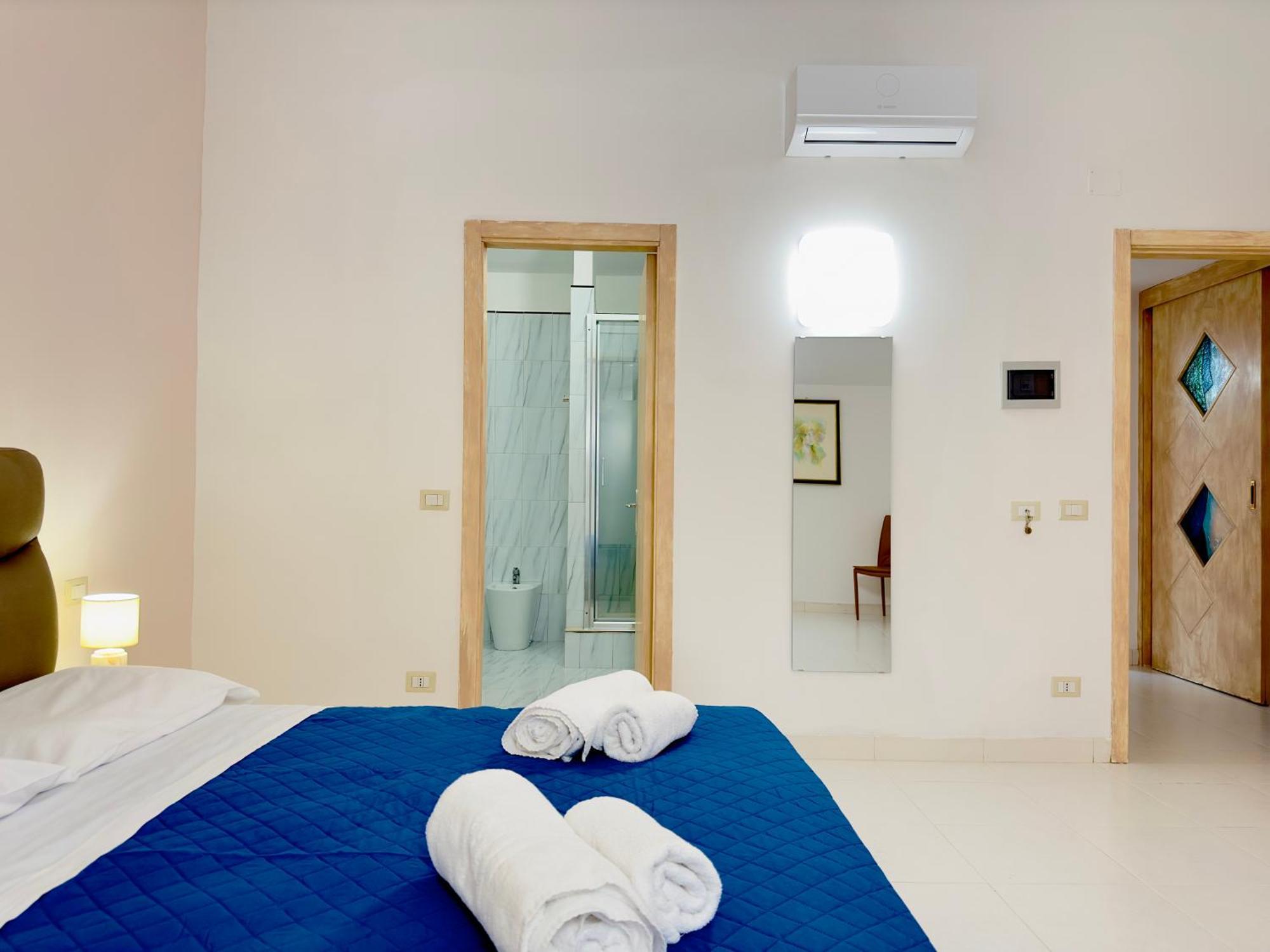 Unique Rooms In Centro Citta Bagno Privato E Climatizzatore Ragusa Exterior foto